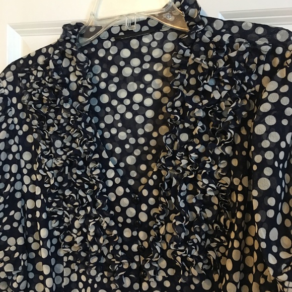 SALE 3/$25 Pretty Polka-Dot blouse - Picture 2 of 3